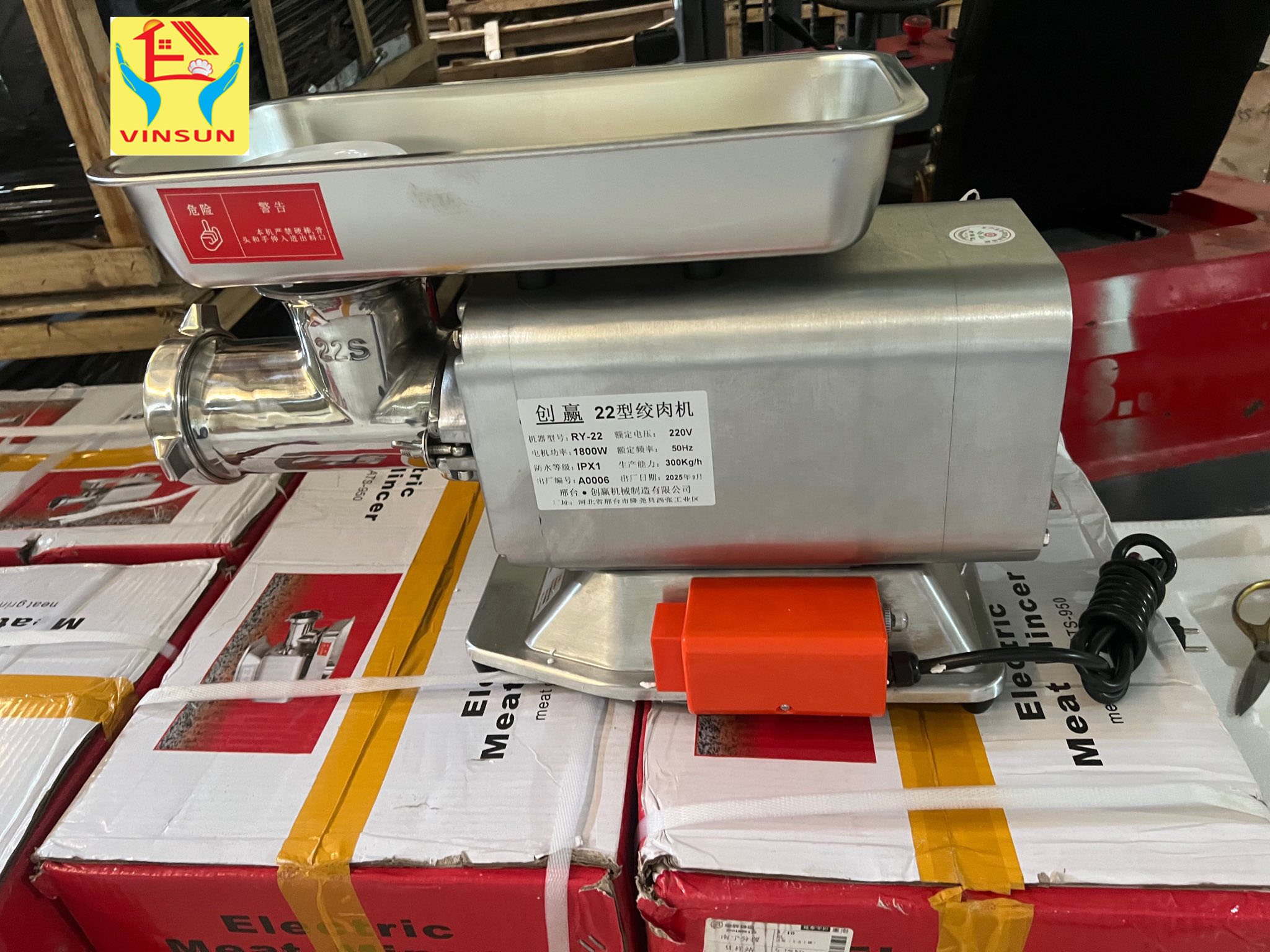 Máy Xay Thịt ATS-950 2,2kW Xay 200kg/giờ Dạng Hạt Lựu VinSun Phân Phối Máy Xay Thịt ATS-950 2,2kW Xay 200kg/giờ Dạng Hạt Lựu VinSun Phân Phối